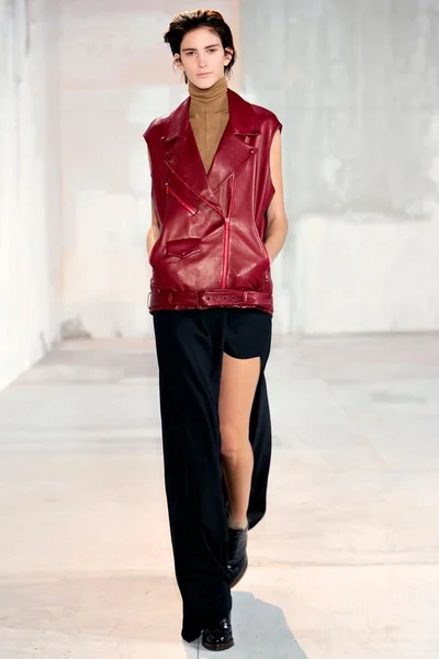 Look 22
